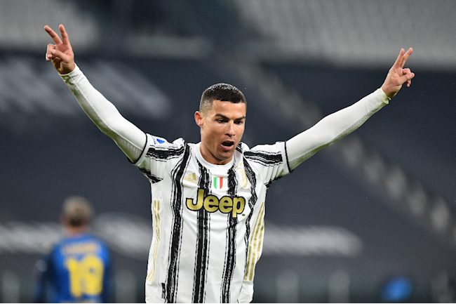 C.Ronaldo mở tỉ số cho đội 