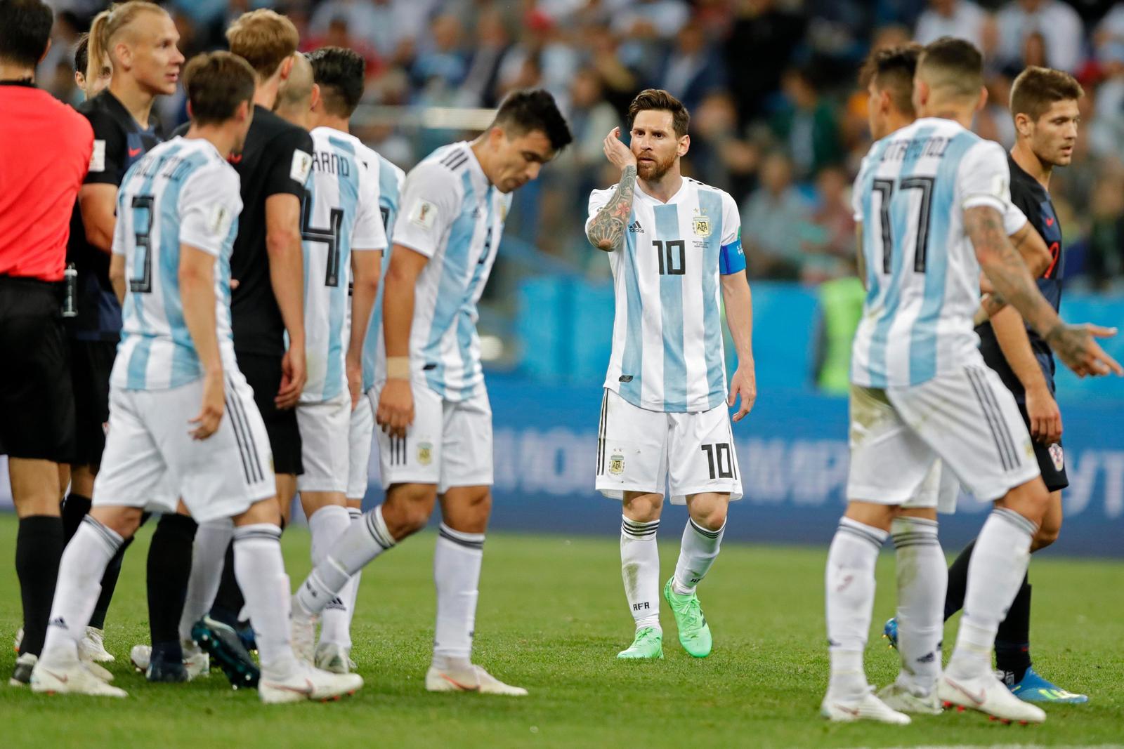 Messi chẳng quan tâm đến Argentina